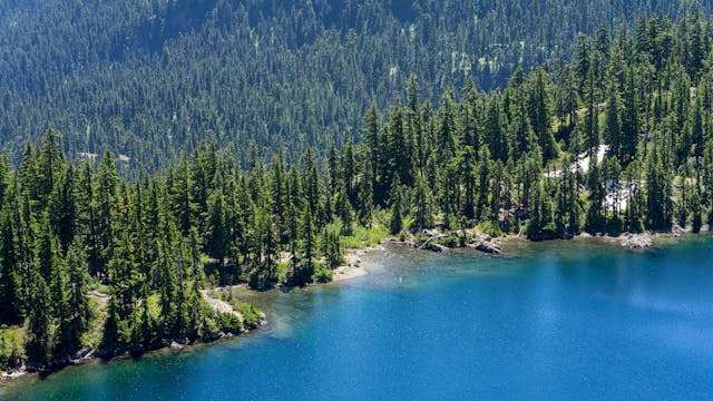 Discover the Beauty of Winnipeg Lakes and Rivers Today!