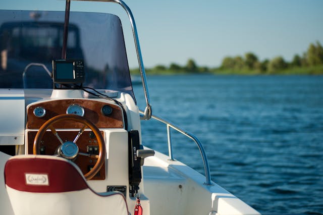 Discover the Best Boating Lakes Near Winnipeg for Summer Fun